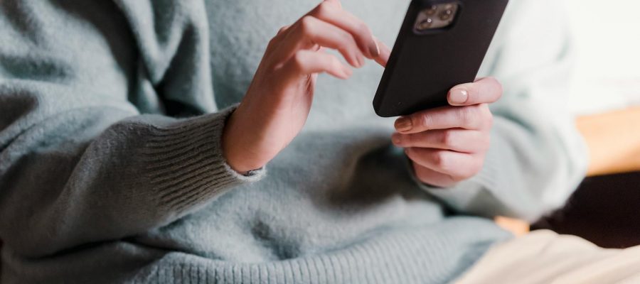 reviews-on-phones